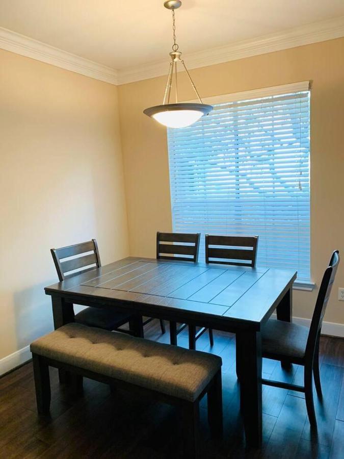 2 Bedroom Easy Access To Med Center, Nrg, Downtown Houston Kültér fotó